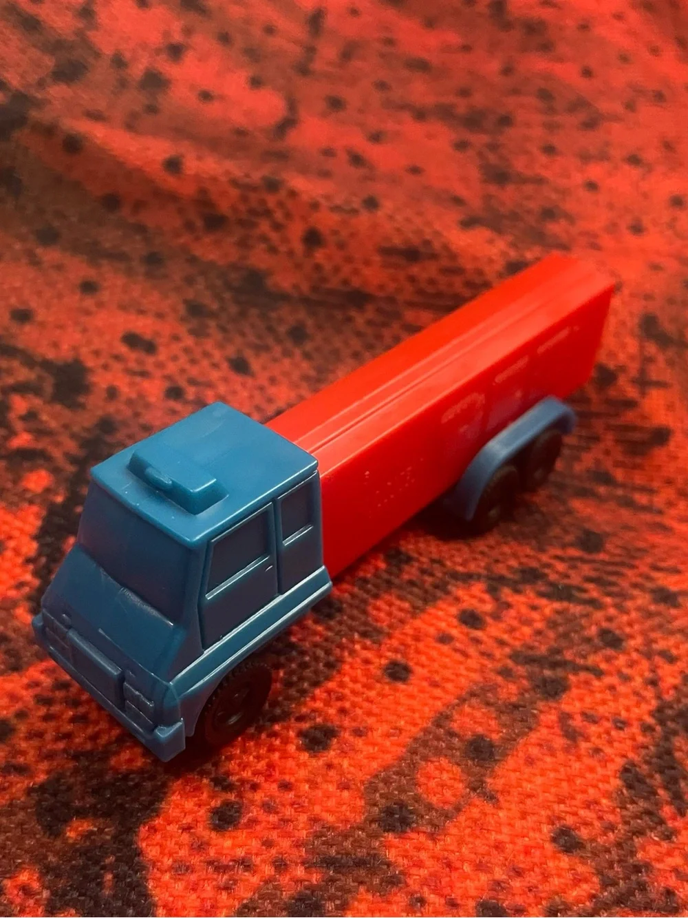 Vintage PEZ Dispenser No Feet Semi-Truck